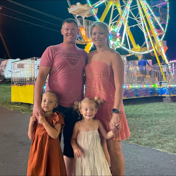 Meet your Posher, Sheri - Picture 1 of 1